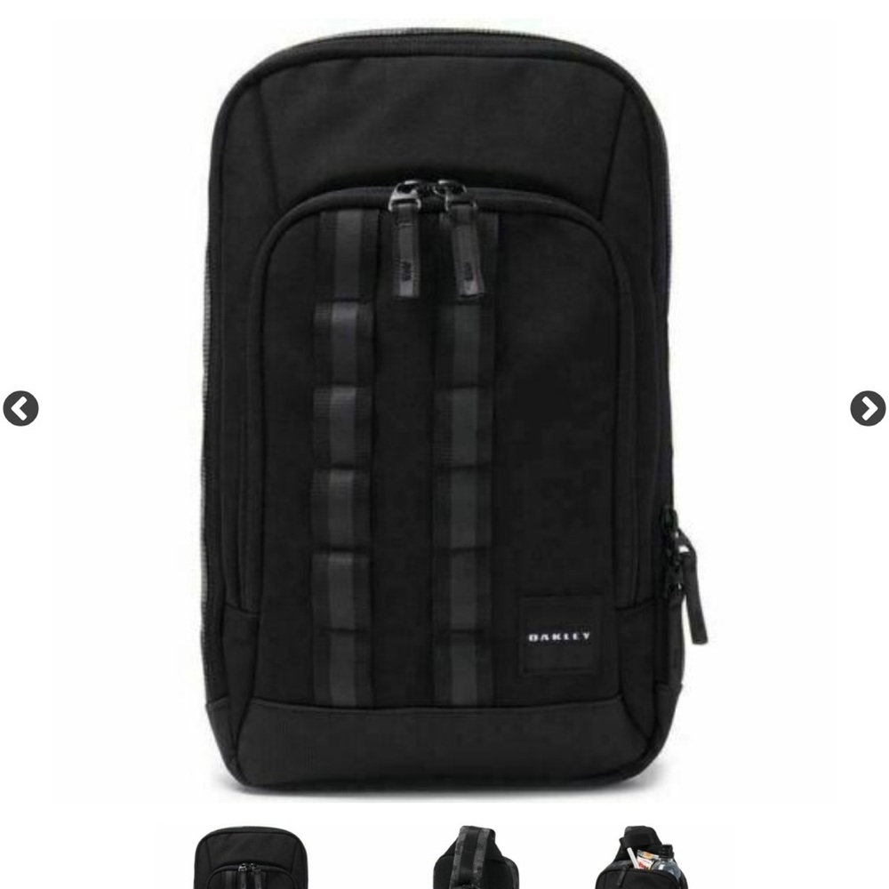 Oakley one shoulder bag (Sold)